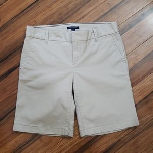 Tommy Hilfiger khaki Bermuda shorts